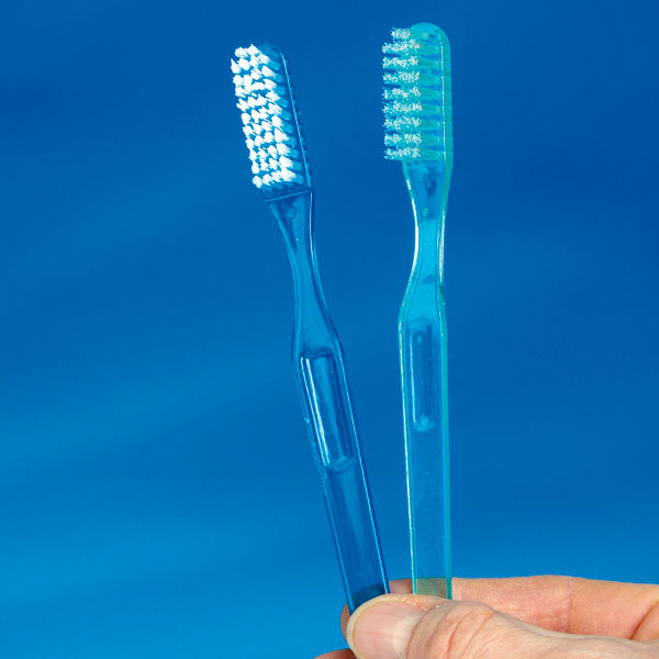 Veronderstelling Oeps vers Wegwerp tandenborstels met tandpasta 100 St - Trade Med