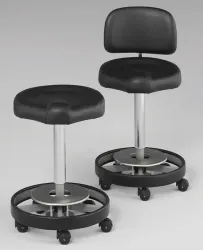OP zadelzitting Zadelbeklede zitting, met elektrisch geleidende hoes, zwart en rugleuning (model 222.1680) OP zadelzitting Zadelbeklede zitting, met elektrisch geleidende hoes, zwart en rugleuning (model 222.1680)