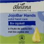 Alviana Jojobar hands
